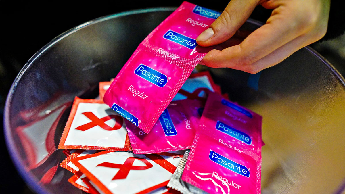 AHF Poland free condom basket